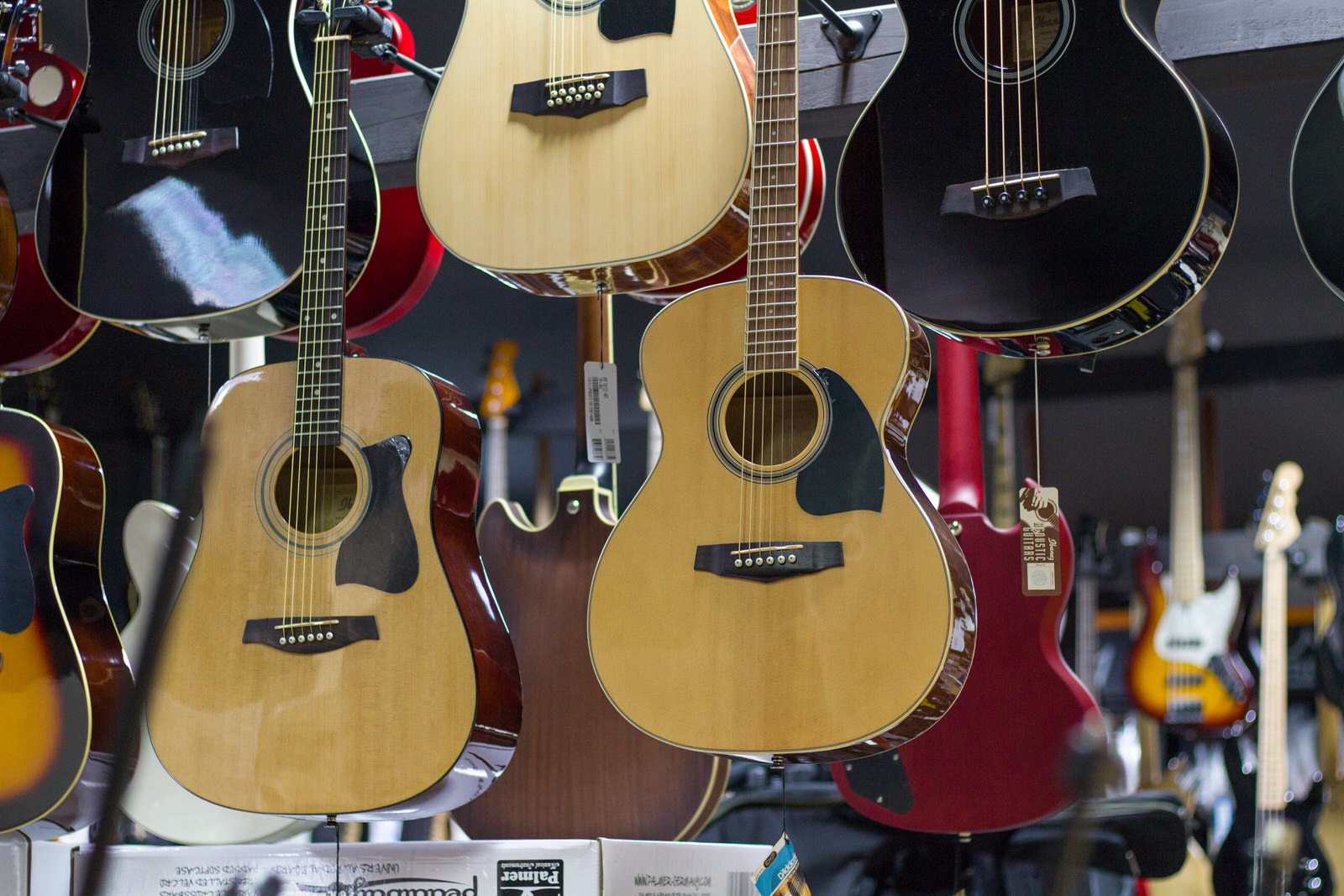 Acoustic guitars at BAM Center Celje